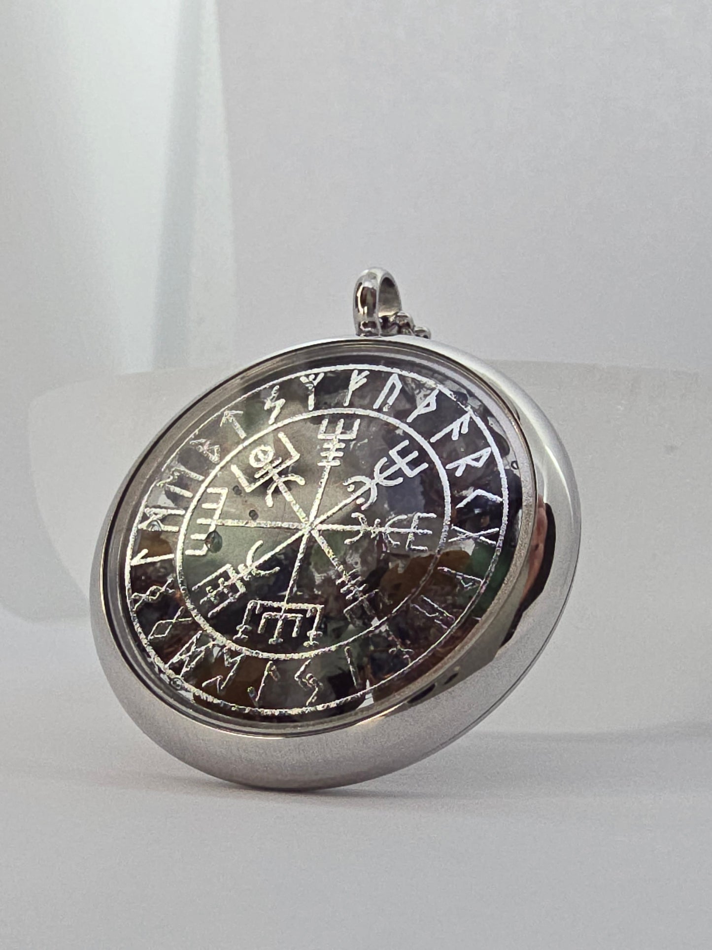 Vegvisir - Bússola Rúnica da Orientação